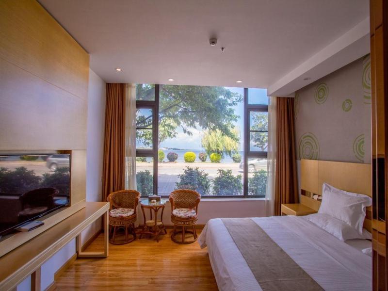 Greentree Inn Yunnan Dali Puhai Binhai Road Business Hotel Экстерьер фото